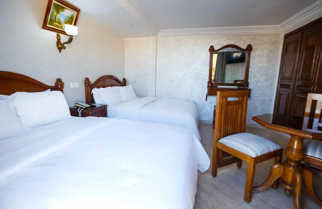 Hotel Lynx-1